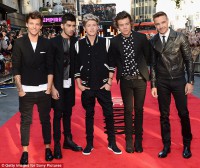 /album/one-direction/article-2521940-1b62398a000005dc-420-634x534-jpg/